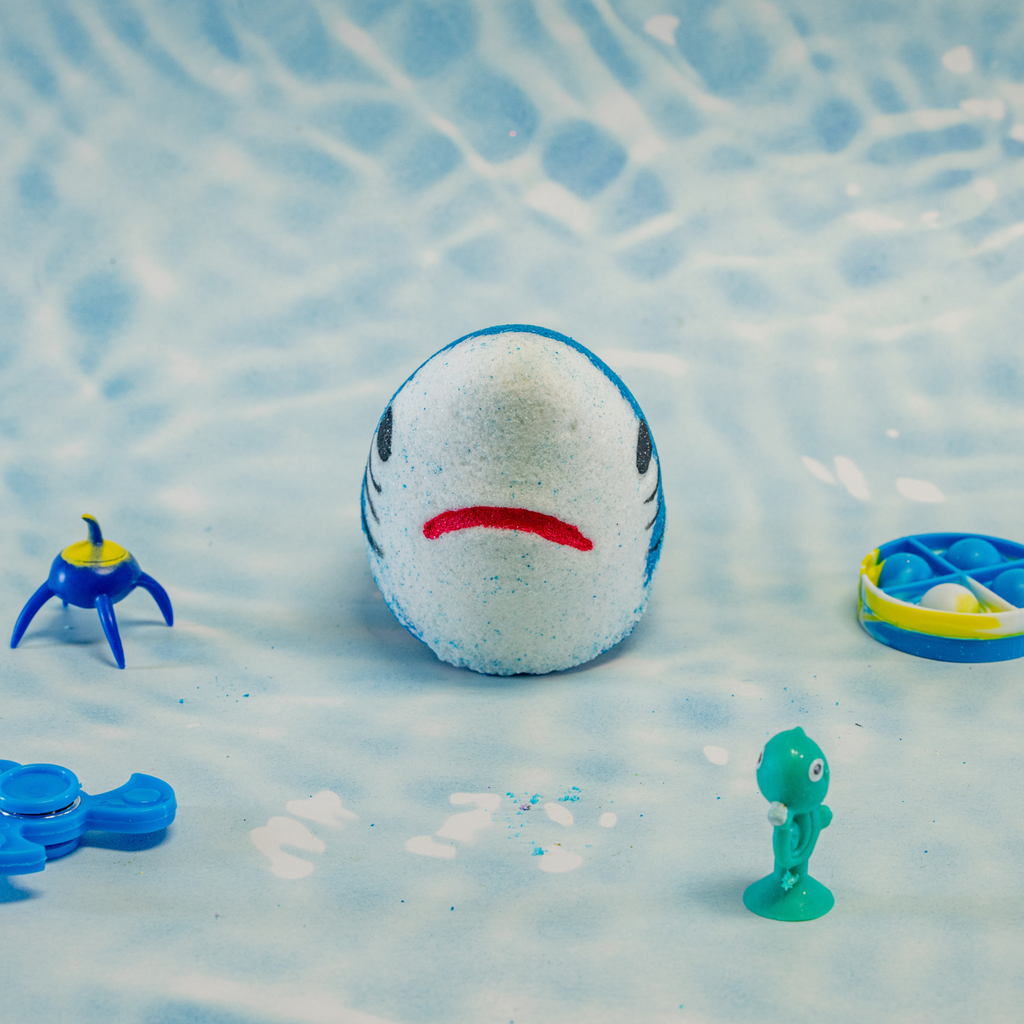 Bombe de bain surprise - Jaws