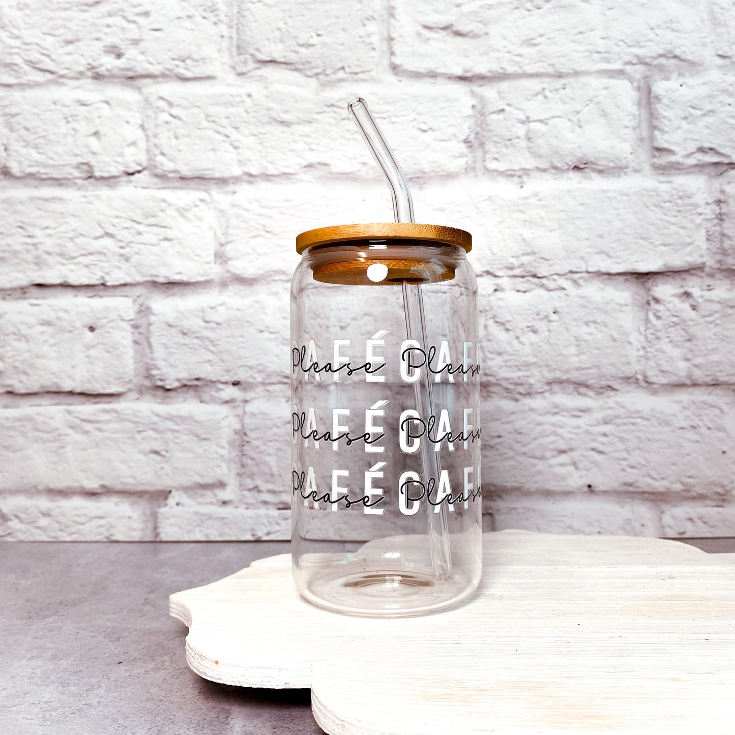 Verre en vitre et paille - Café please