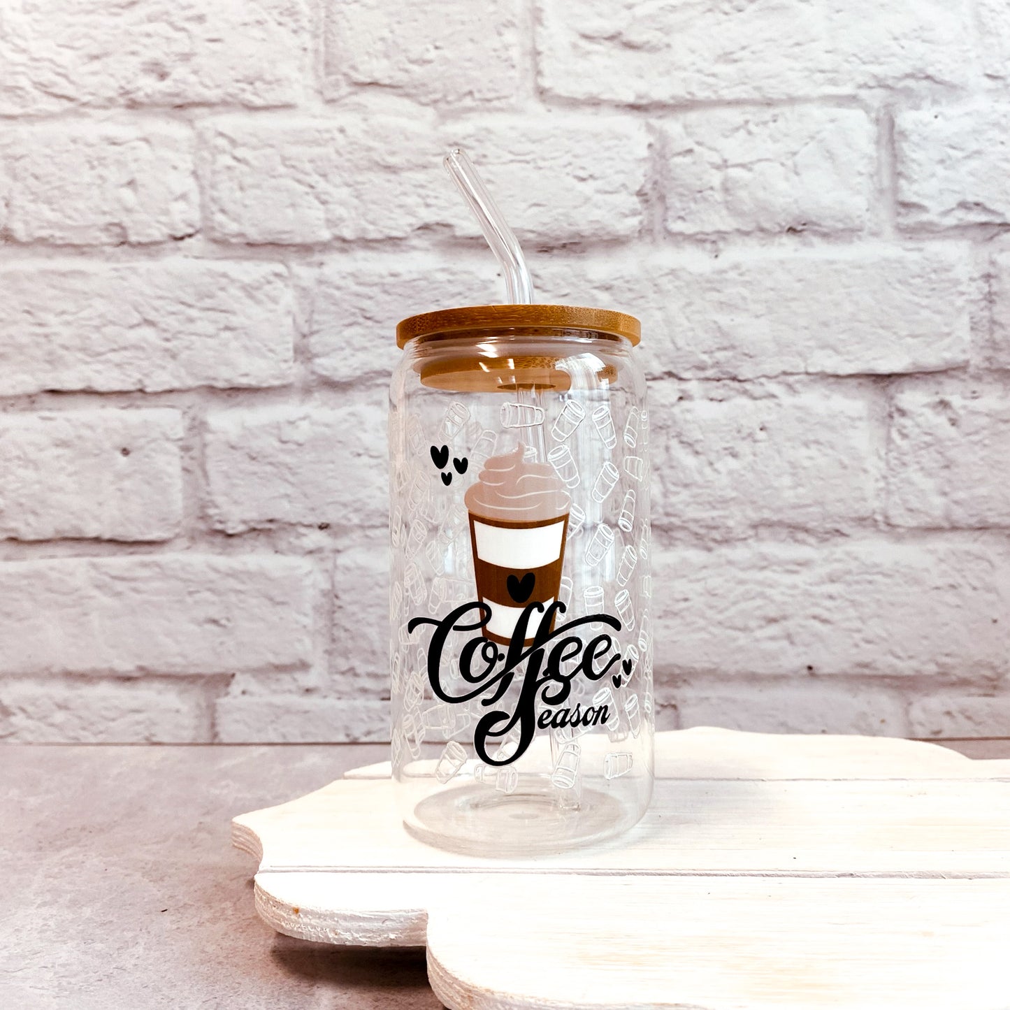 Verre en vitre et paille - Coffee season