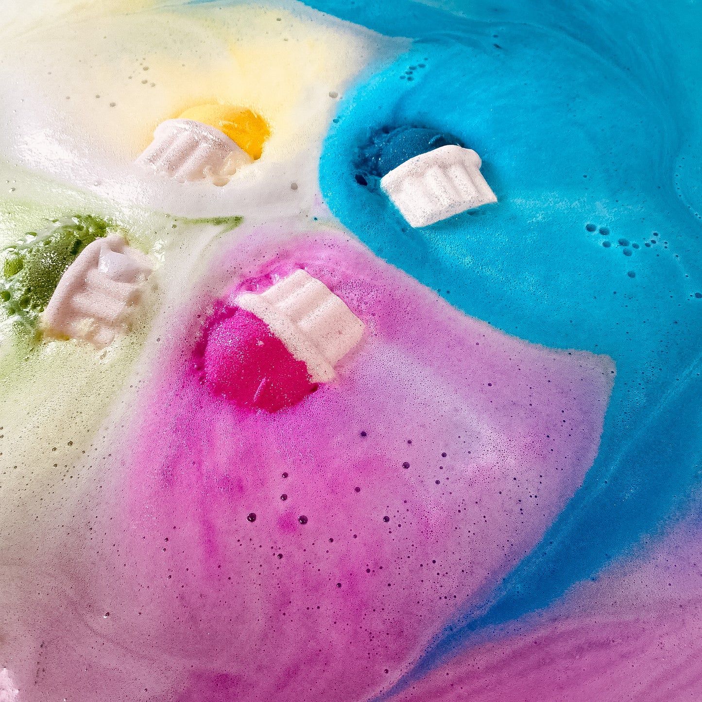 Bombe de bain surprise - Cupcakes Confetti